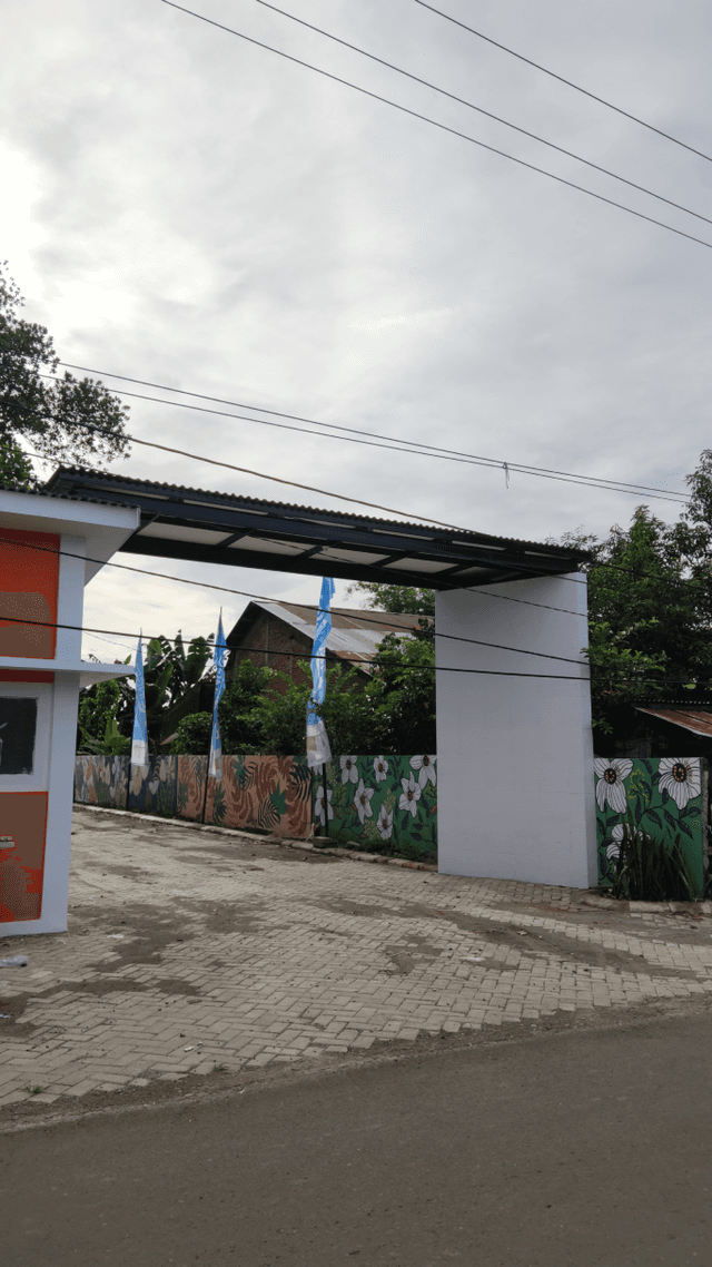 Tiga Maharewa 1